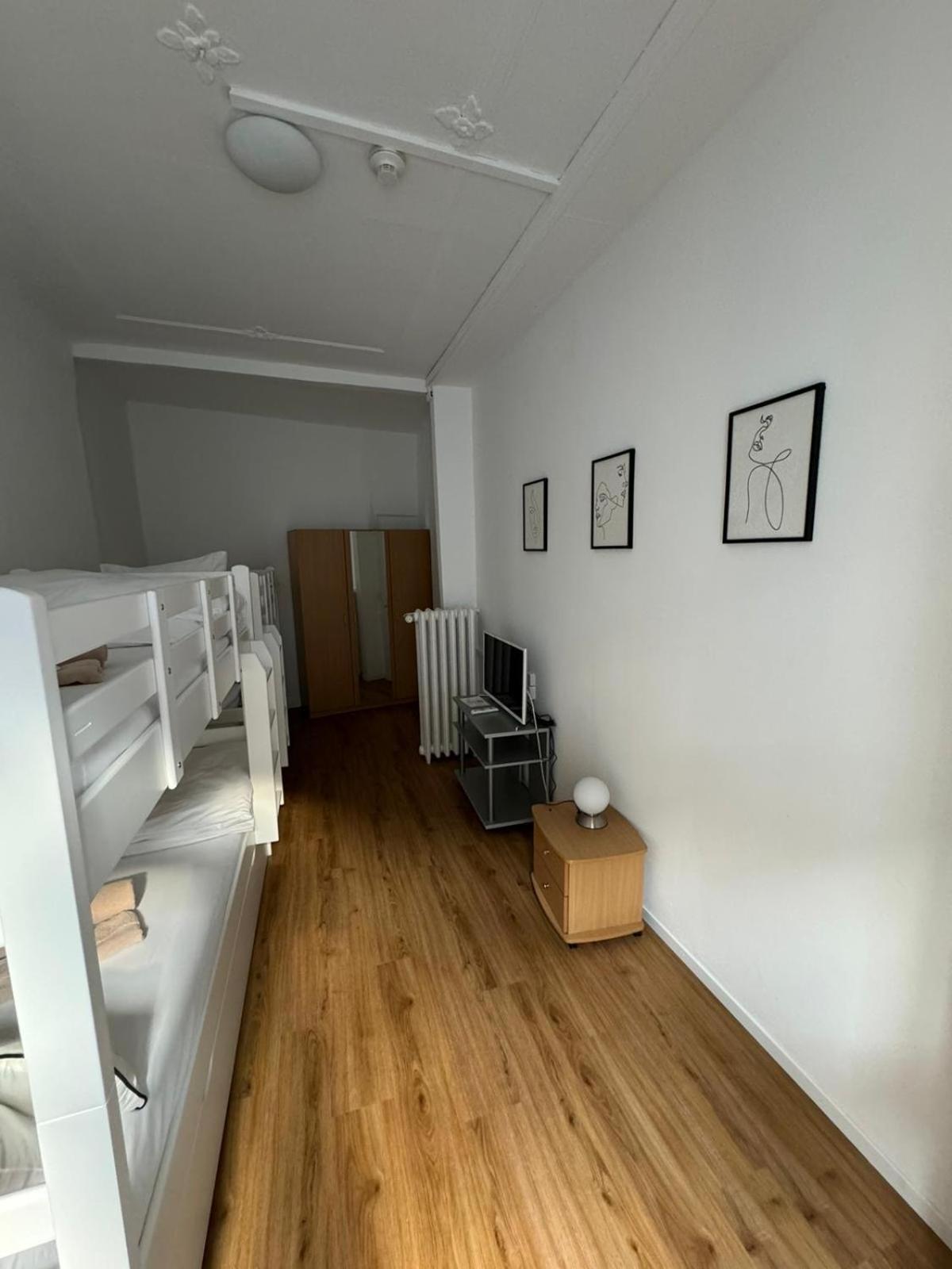 クールHaus Zum Ruetliアパートメント 部屋 写真
